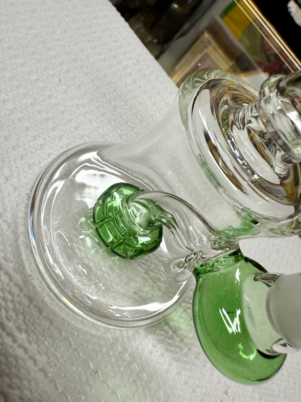 Ripkitty 7” Conical Bong Color Shower with 14mm Male Bowl