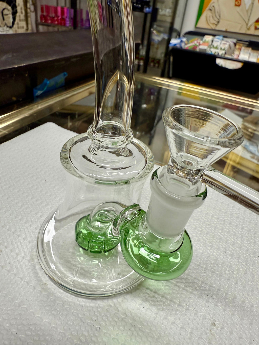 Ripkitty 7” Conical Bong Color Shower with 14mm Male Bowl